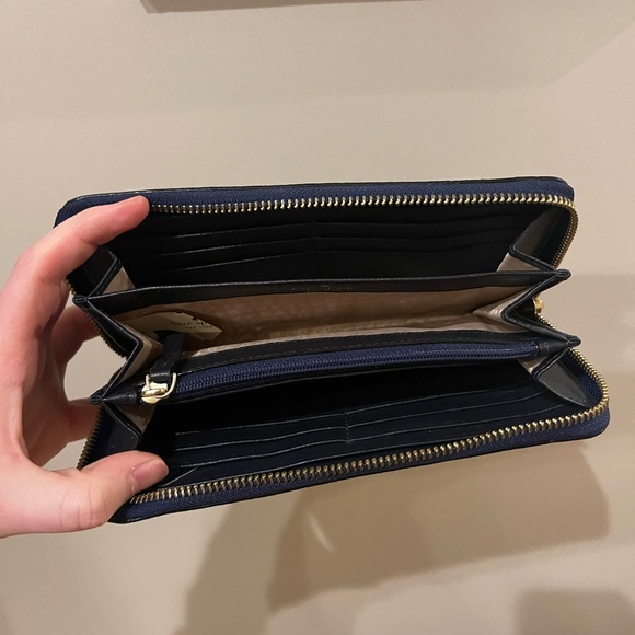 Kate Spade Wallet - Picture 3 of 3